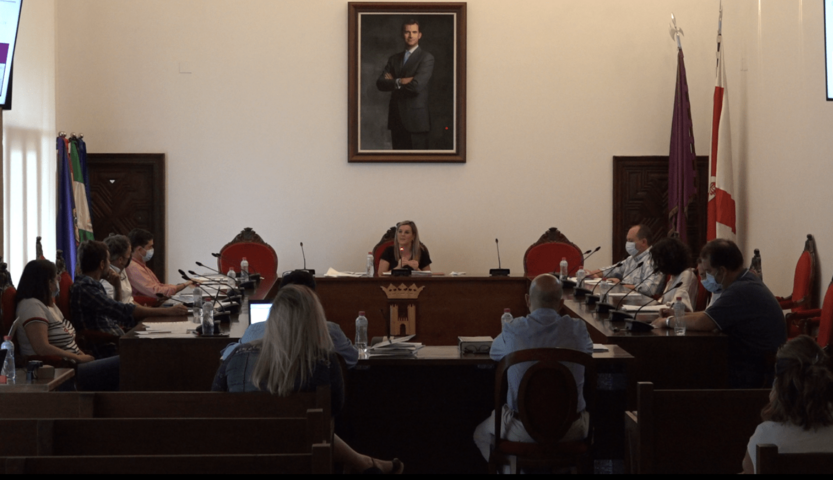 La portavoz del grupo municipal del PSOE de Baeza realiza balance del último pleno ordinario