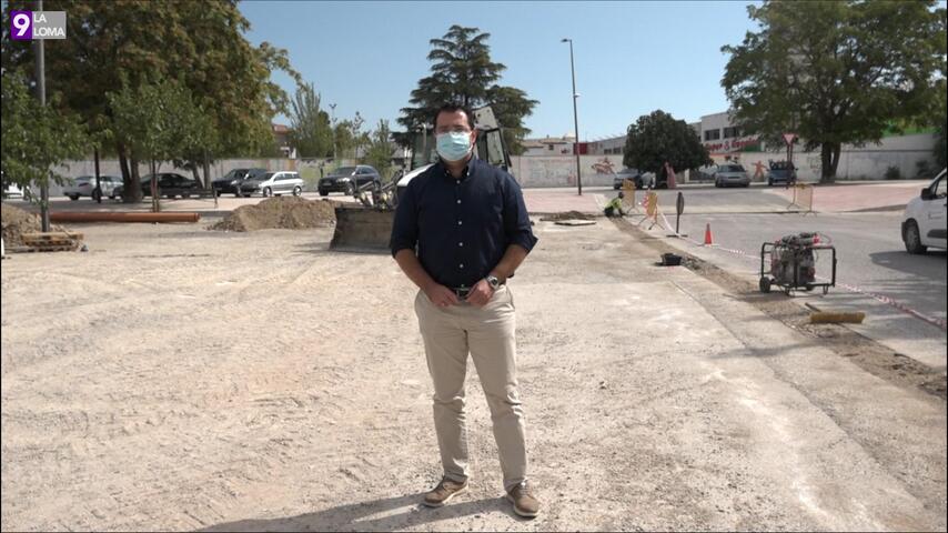 El Ayuntamiento de Baeza asfalta la explanada del Pabellón de San Andrés para plazas de aparcamiento