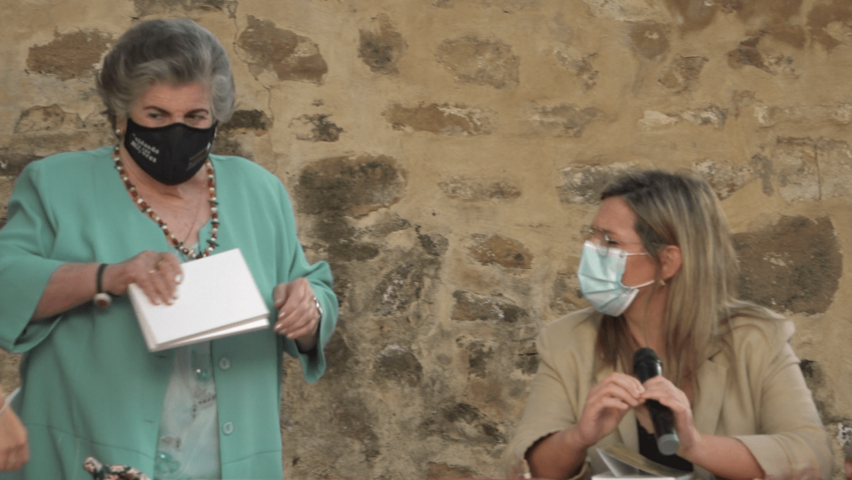 Camila Cabrera presenta en Baeza «Ojos verdes» el Día de las personas mayores