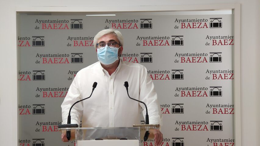 Bartolomé Cruz critica a la Junta por dejar a Baeza fuera del Plan Itínere de arreglo de caminos