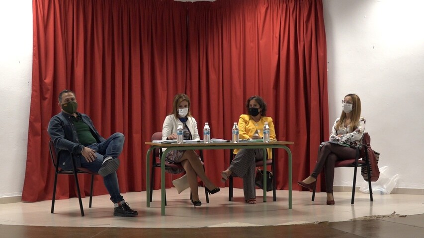 Reunión comarcal del PP en Begíjar para explicar las medidas de la Junta de cara a la campaña de la aceituna