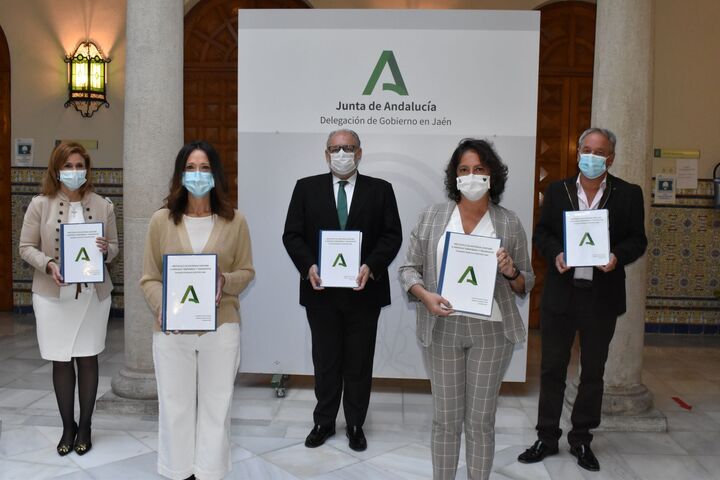 Salud y Familias establece un protocolo de  atención a temporeros en Jaén frente al Covid-19