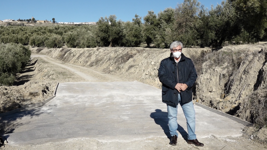 El ayuntamiento de Baeza continúa invirtiendo en la mejora de los caminos de la ciudad