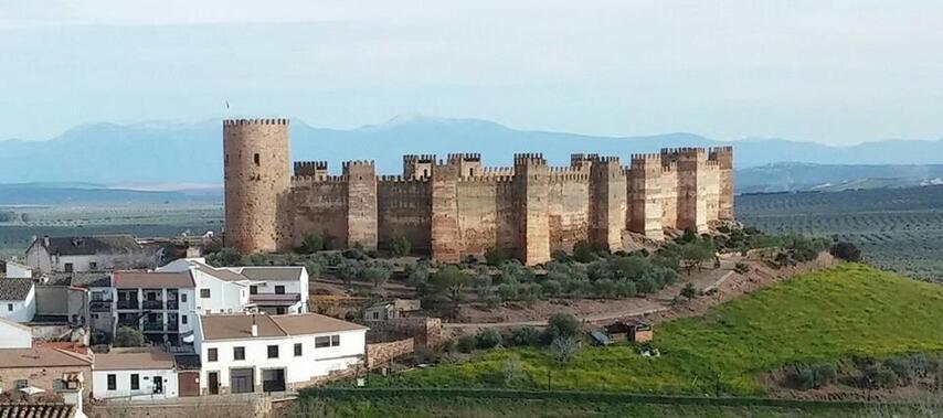 El Castillo de Baños de la Encina registra numerosas reservas para el Puente de Andalucía