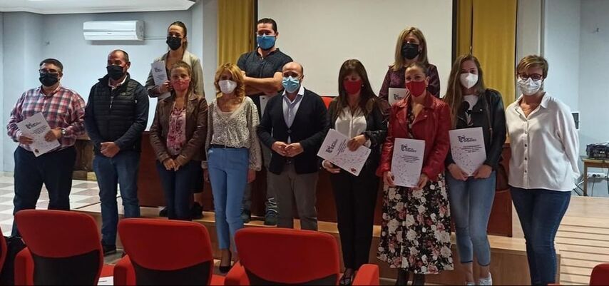 RUS entrega ayudas a empresas