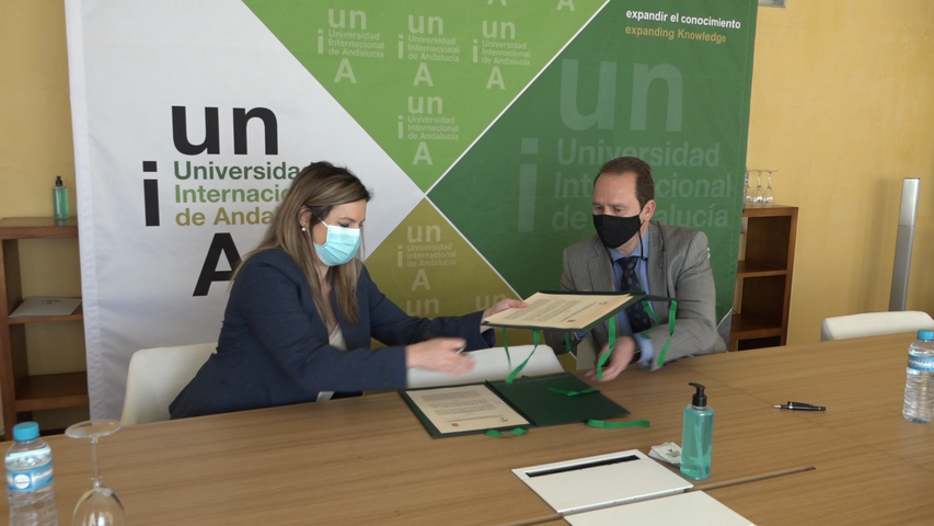 El Ayuntamiento de Baeza y la UNIA renuevan el convenio de colaboración para el uso de espacios propios por ambas instituciones