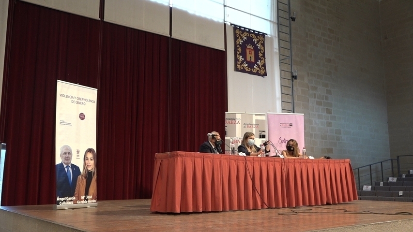 Presentado en Baeza el libro ‘Violencia y ciberviolencia de género’