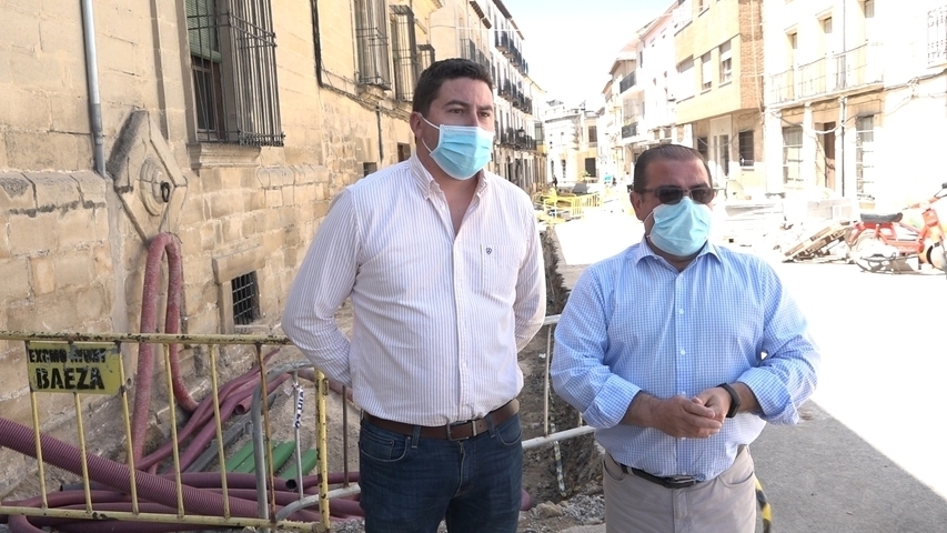 El diputado José Castro visita las obras financiadas por la Diputación en Baeza