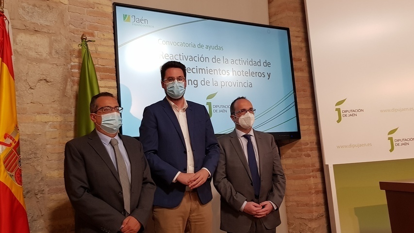 Diputación apoya la reactivación económica de hoteles y camping de la provincia con 300.000 euros en ayudas