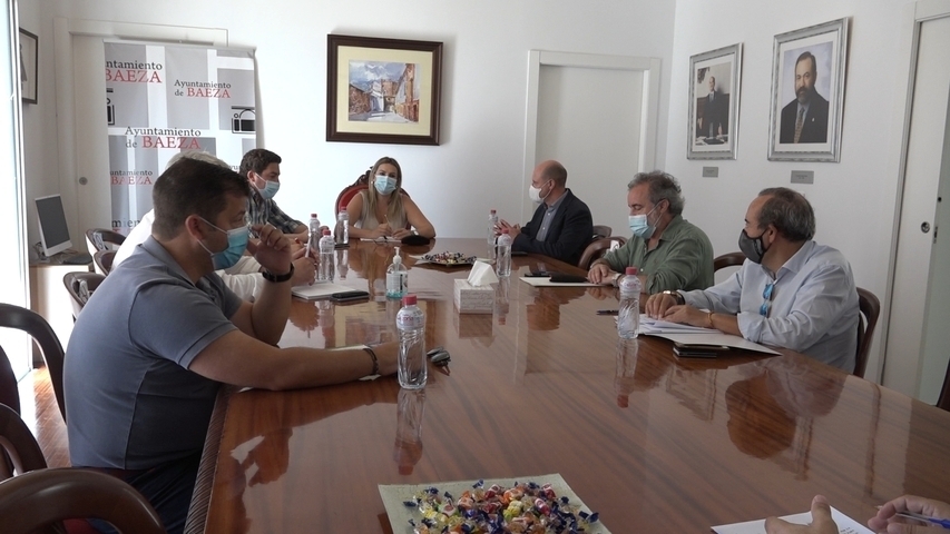 Diputación constituye en Baeza las comisión de seguimiento y control del servicio público de abastecimiento de agua 2 agua en alta diputacion baeza 1.5.1