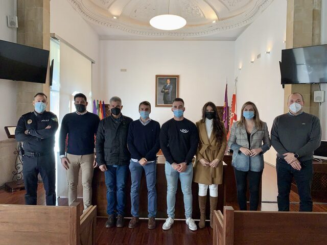 Dos nuevos agentes se incorporan a la plantilla de la Policía Local en Baeza