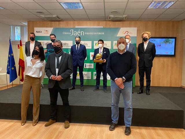 Baeza será la salida de la I Clásica Jaén Paraíso Interior 2022 con meta en Úbeda