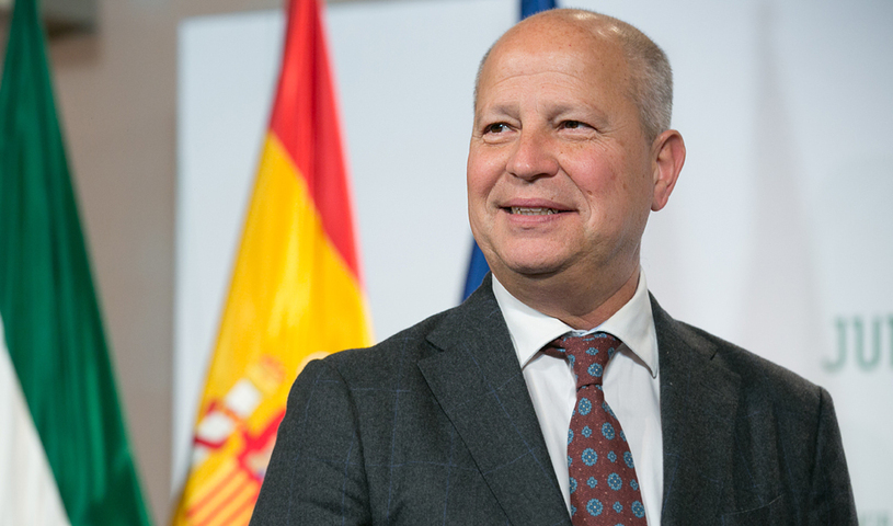 Fallece el consejero de Educación y Deporte de la Junta de Andalucía, Javier Imbroda Ortiz
