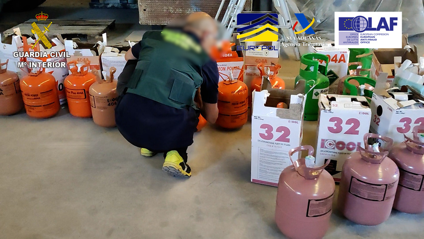 Desarticulada una organización criminal dedicada al tráfico ilícito de gases de efecto invernadero 