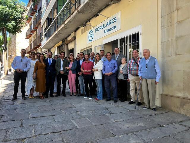 Rocío Blanco inaugura la nueva sede del PP de Úbeda en la calle Rastro 2 30092022 Imagen nueva sede del PP de Übeda