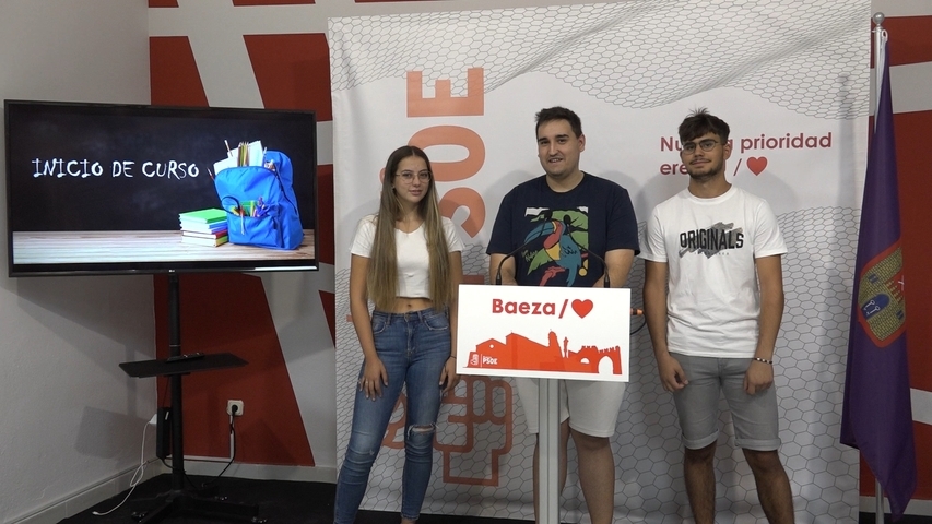 Juventudes Socialistas de Baeza inician una campaña de recogida solidaria de material escolar