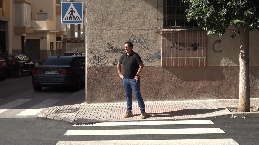 Jeronimo Garcia visita la mejora de pavimentacion de la calle Andalucia y sus alrededores 1.147.1