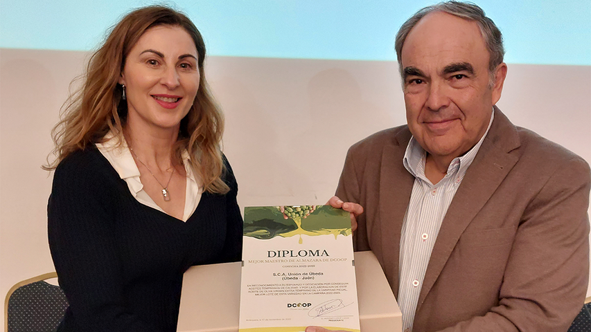 La Unión de Úbeda recibe el premio DCOOP a mejor maestro de almazara en la categoría picual
