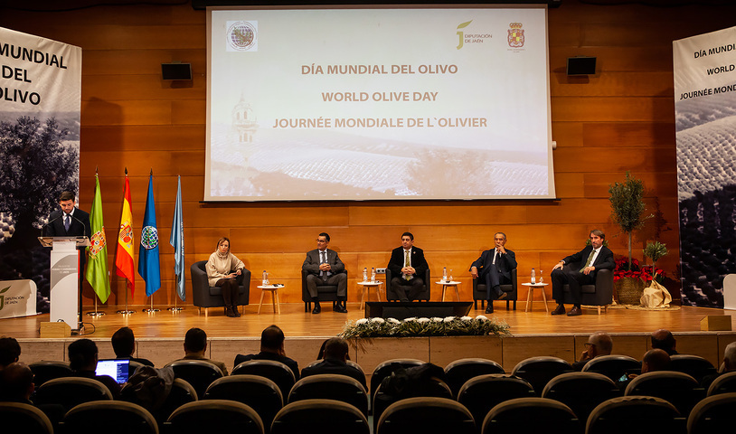 Reyes destaca la capacidad de la provincia de Jaén para acoger grandes eventos como los actos del COI 