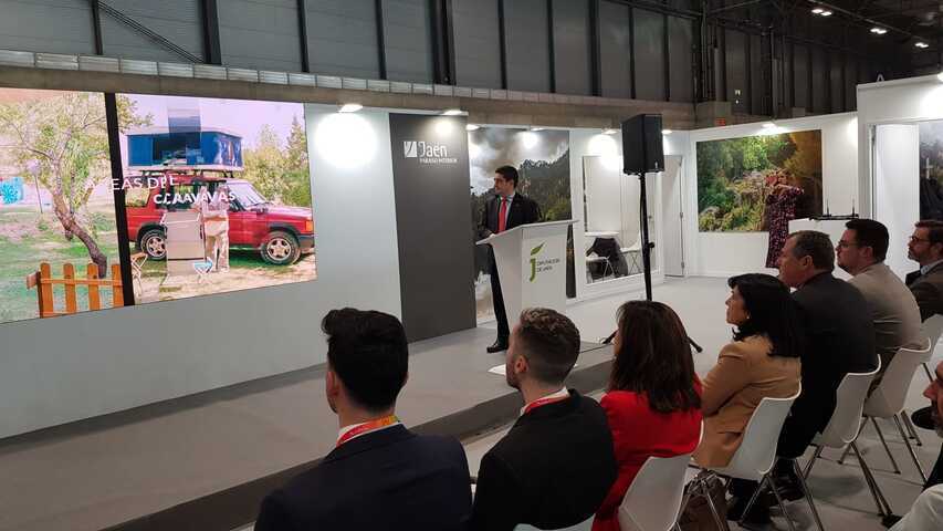 Diputación edita un nuevo material promocional con los servicios de turismo cámper que ofrece Jaén, Paraíso Interior