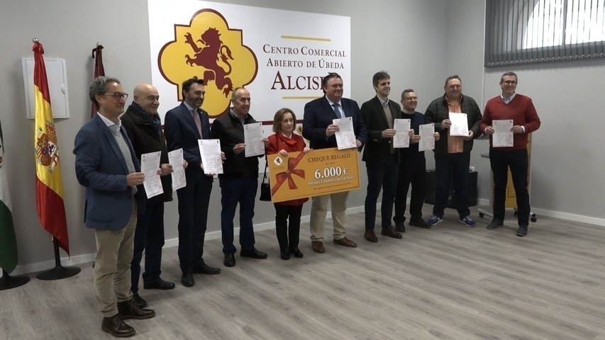 Entregados los 6.000 euros del sorteo de Navidad de Alciser
