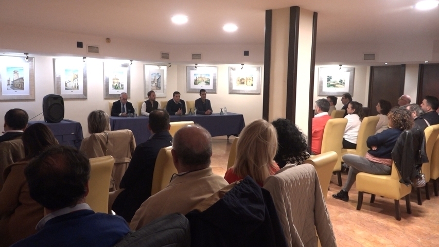 El PP se reúne con simpatizantes y afiliados en Úbeda
