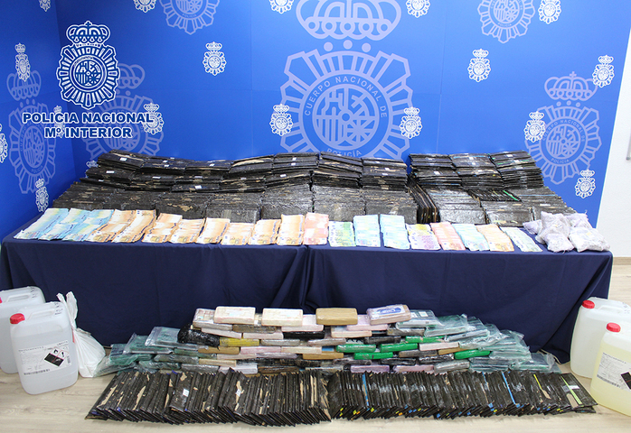 La Policía Nacional detiene a 38 personas e incauta más de media tonelada de cocaína camuflada en cajas de fruta