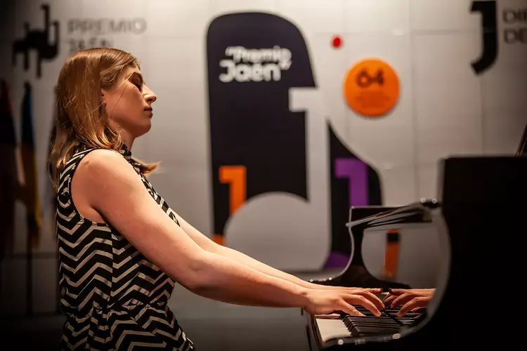 Un total de 18 pianistas logran la clasificación para la segunda prueba del 64º Premio Jaén de Piano 2 MALGORZATA KRUCZEKMICHALSKA DE POLONIA premio jaen de piano jpg