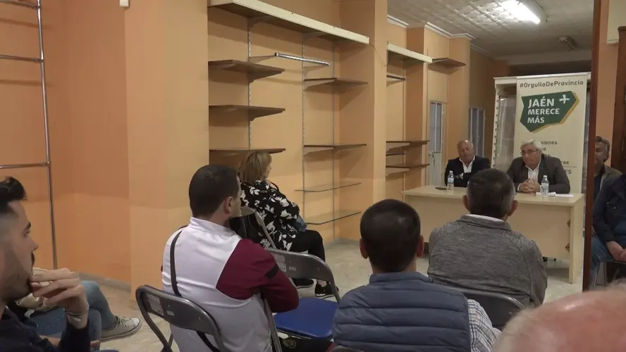 Bartolomé Cruz presenta su candidatura a la alcaldía de Baeza por Jaén Merece Más