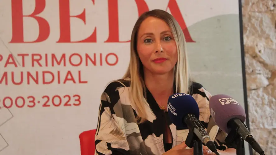 Úbeda, protagonista en la edición Hong Kong de la revista de alta costura ‘Marie Claire’