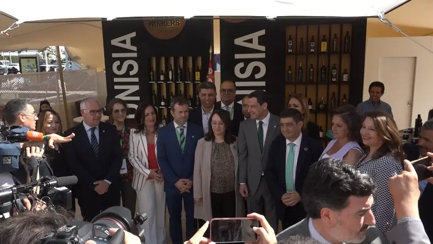 Moreno pide que se hable de los agricultores y ganaderos con respeto, conocimiento y rigor: "Son la primera línea de la defensa del medio ambiente" 2 JUANMA MORENO EXPOLIVA2 1.87.1 jpg