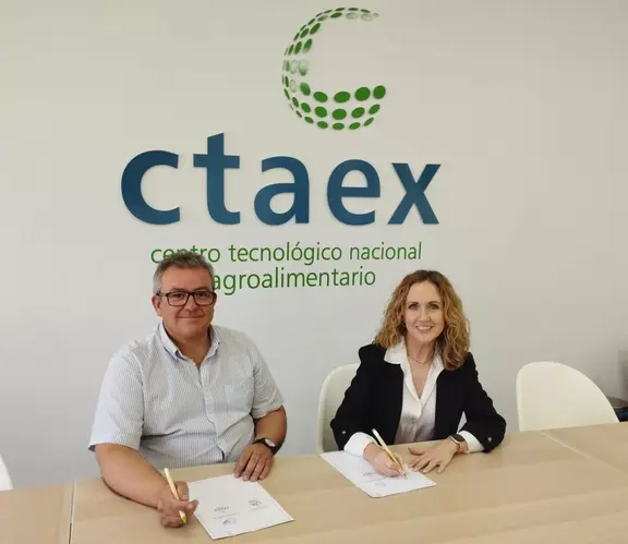 Convenio de colaboración entre la Asociación Olivar y Aceite el Centro Tecnológico Nacional Agroalimentario 2 Convenio de colaboración entre la Asociación Olivar y Aceite el Centro Tecnológico Nacional Agroalimentario