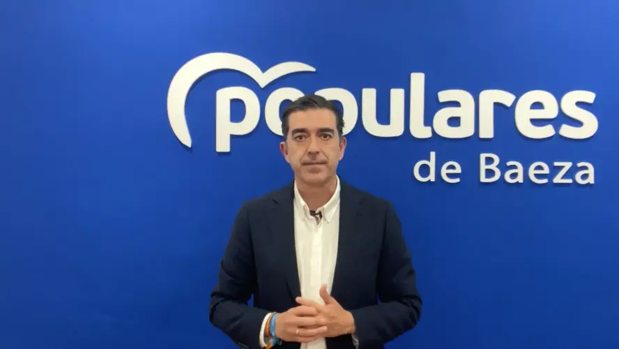 Pedro Cabrera pide su confianza para el 28-M a la ciudadanía baezana