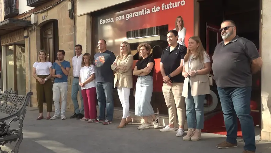 El PSOE de Baeza inaugura su sede electoral para los próximos comicios municipales