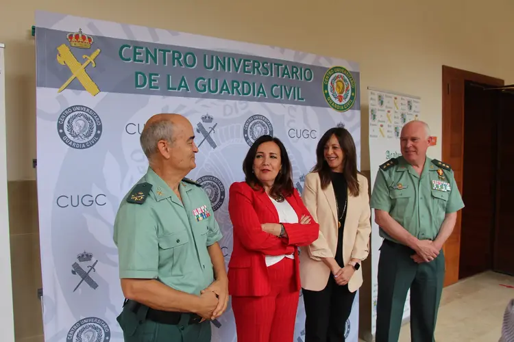 BAEZA CATALINA MADUENO jpg