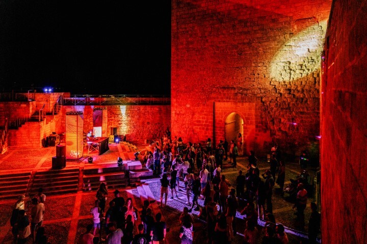 Cerca de 2.000 personas disfrutan de las “Noches de Luz en los Castillos de Jaén” durante el mes de julio