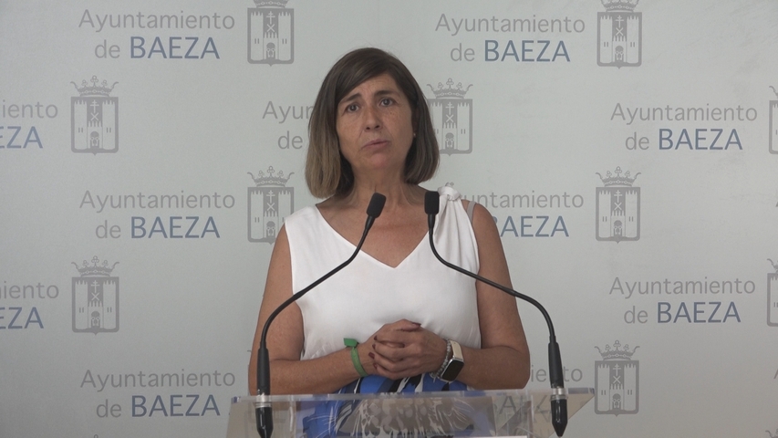 Las personas mayores han podido disfrutar de la Feria de Baeza con actividades diseñadas para ellas