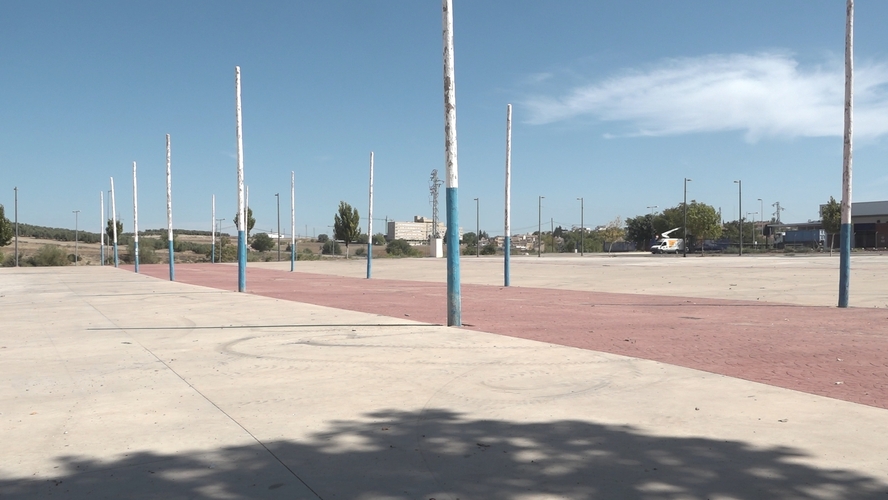 El concejal de Mantenimiento de Úbeda visita el recinto ferial de cara a las obras y montaje de la feria