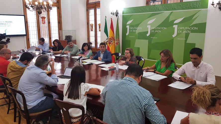 El Consejo de Alcaldes y Alcaldesas pedirá medidas a las administraciones para paliar la escasa cosecha oleícola