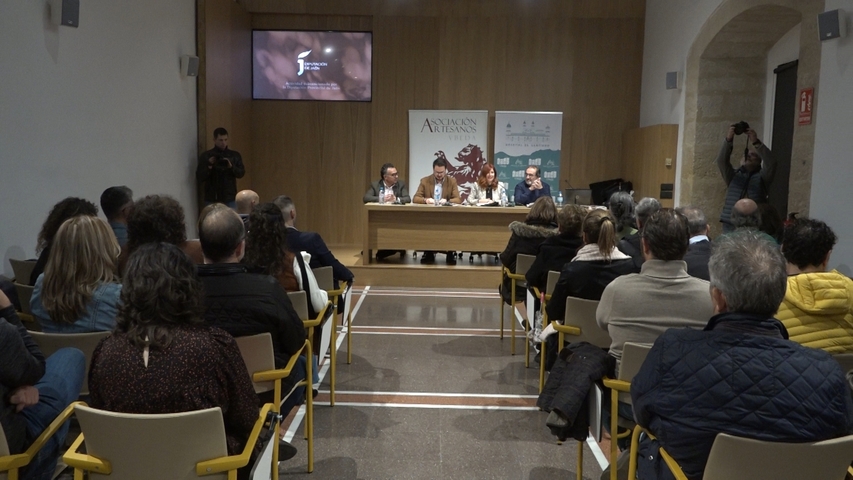 Presentado el nuevo material promocional de la Asociación de Artesanos de Úbeda 2 Presentado el nuevo material promocional de la Asociacion de Artesanos de Ubeda 2 1.17.1