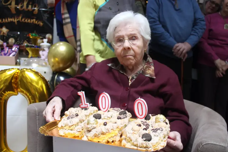 100 cumpleanos 2 jpg