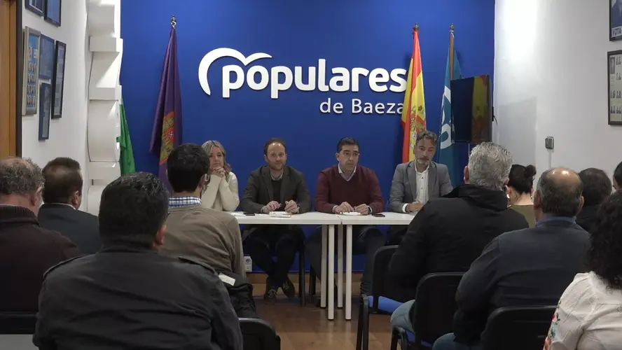 Baeza acoge una reunión comarcal del Partido Popular
