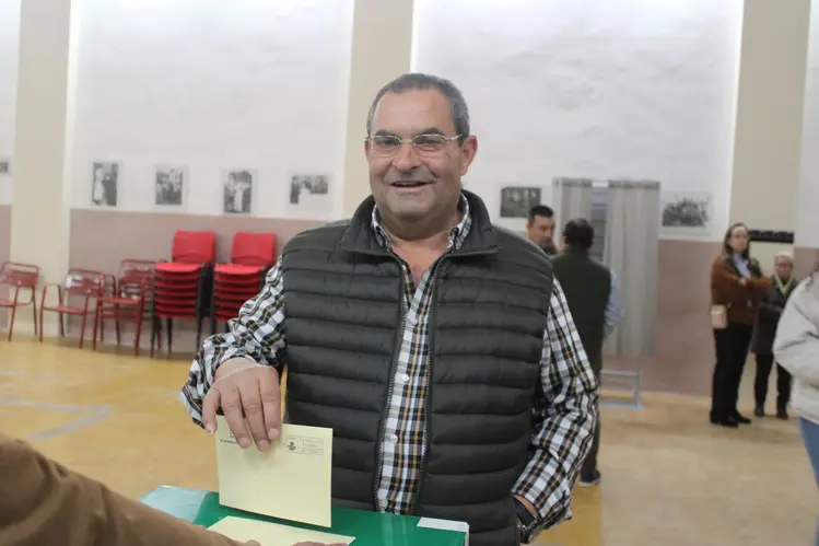 Comienzan las consultas a residentes de las pedanías para elegir representantes de la alcaldesa de Úbeda 3 DOMINGO GOMEZ LINARES SOLANA DE TORRALBA scaled