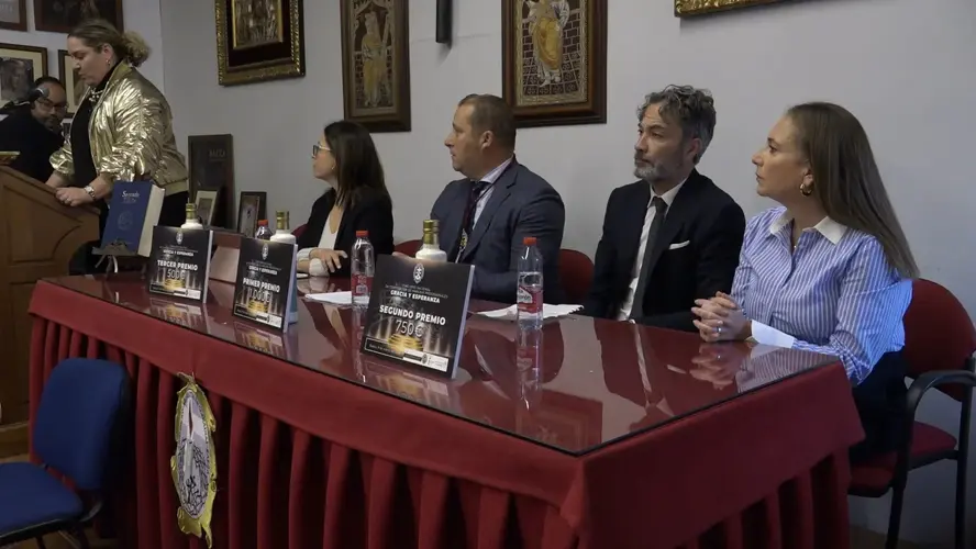 El linarense Alberto García gana el Concurso Nacional de Marchas “Caída y Esperanza”