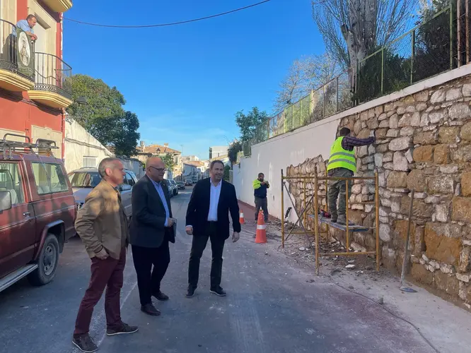 El subdelegado anuncia un refuerzo de la Guardia Civil durante la celebración de las fiestas patronales en la localidad de Ibros 2 El subdelegado anuncia un refuerzo de la Guardia Civil durante la celebracion de las fiestas patronales en la localidad de Ibros PFEA Ibros jpeg