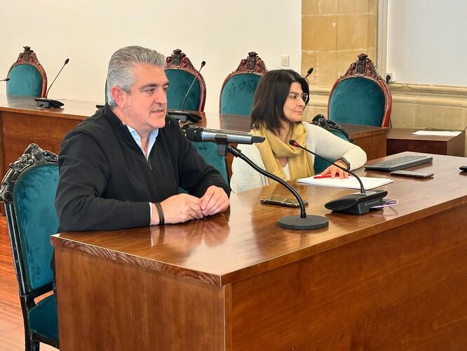 Jose A. Jiménez traslada al empresariado turístico baezano la labor del Ayuntamiento en China