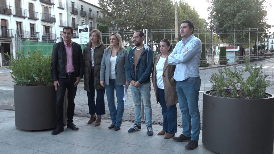 Lola Marín reafirma que no se construirá un parking en el Paseo de la Constitución de Baeza