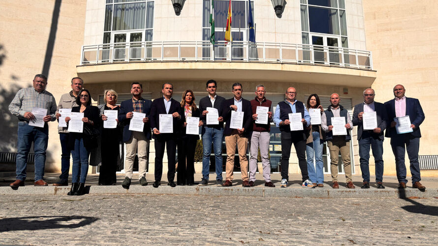 Alcaldes y alcaldesas jiennenses exigen a Sánchez y Montero que «acaben la asfixia financiera de los Ayuntamientos»
