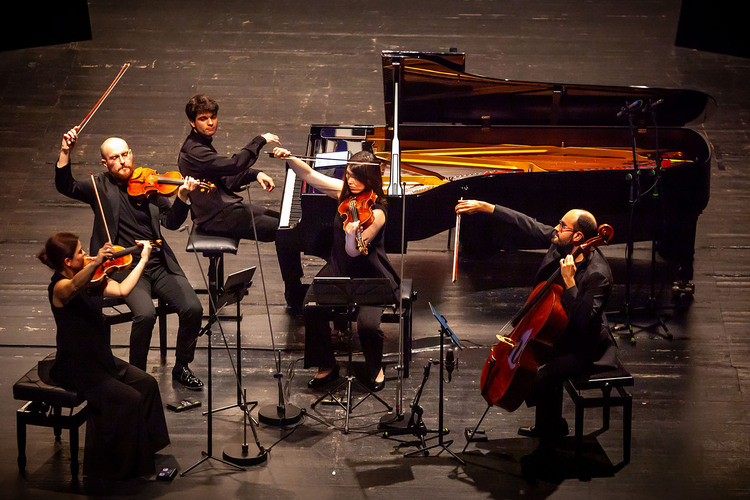 El italiano Elia Cecino, el ucraniano Roman Lopatynskyi y el chino Zhiquian Wang, finalistas del 66º Premio Jaén de Piano