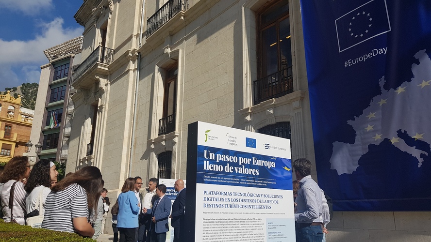 La Oficina de Fondos Europeos de la Diputación facilita a los municipios la gestión de proyectos con financiación europea